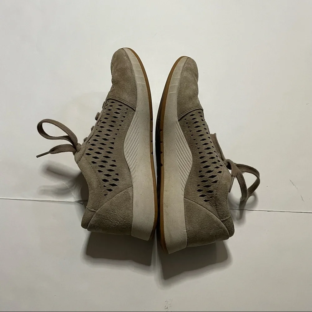 Dansko Charlie Perforated Walnut Suede Walking Shoes Sneakers Womens 36 EU 6 US